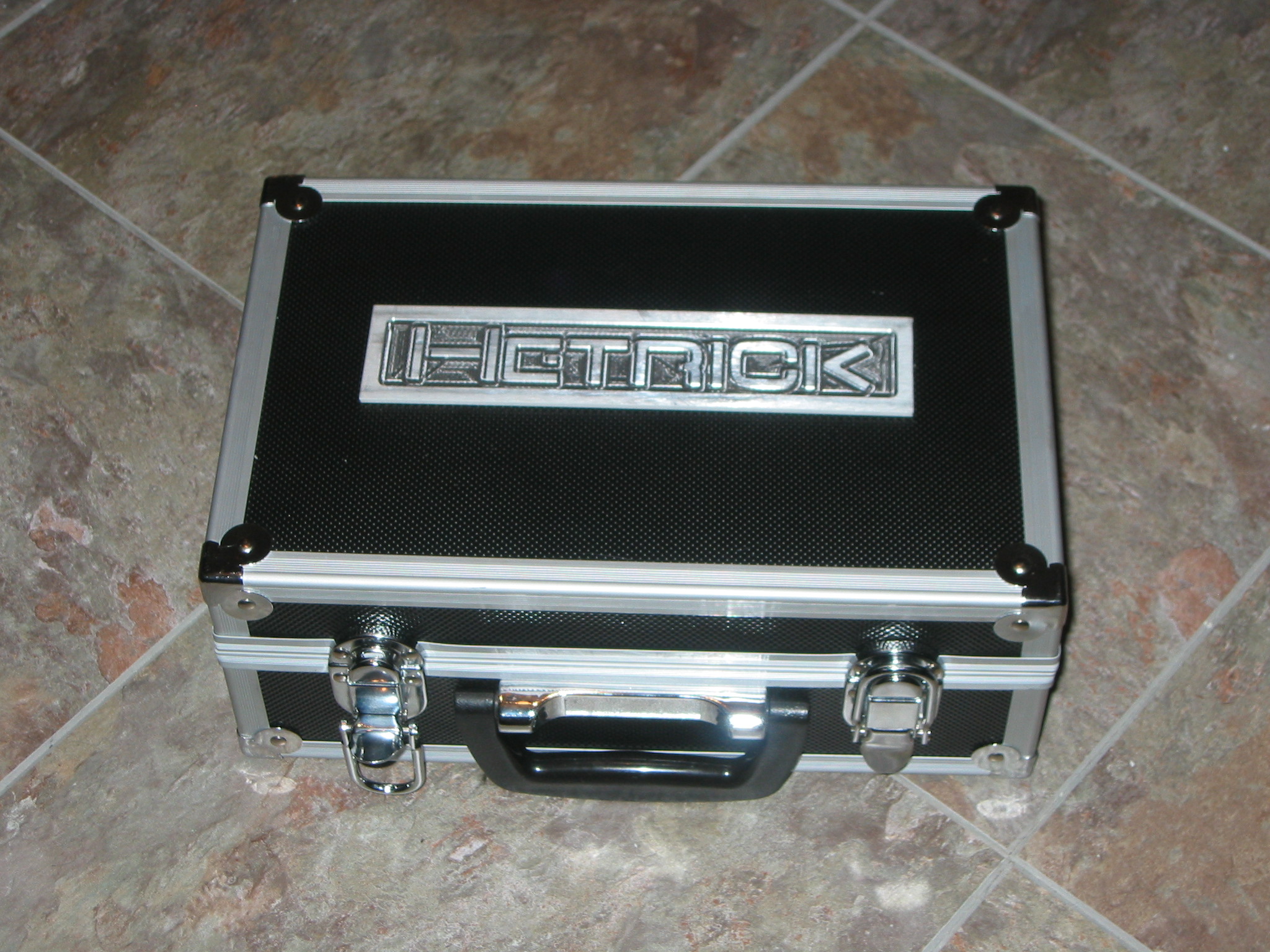 harpcasetop.jpg